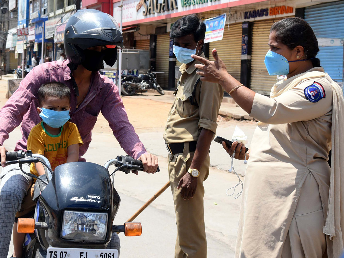 Lockdown in Hyderabad City Photo Gallery - Sakshi38