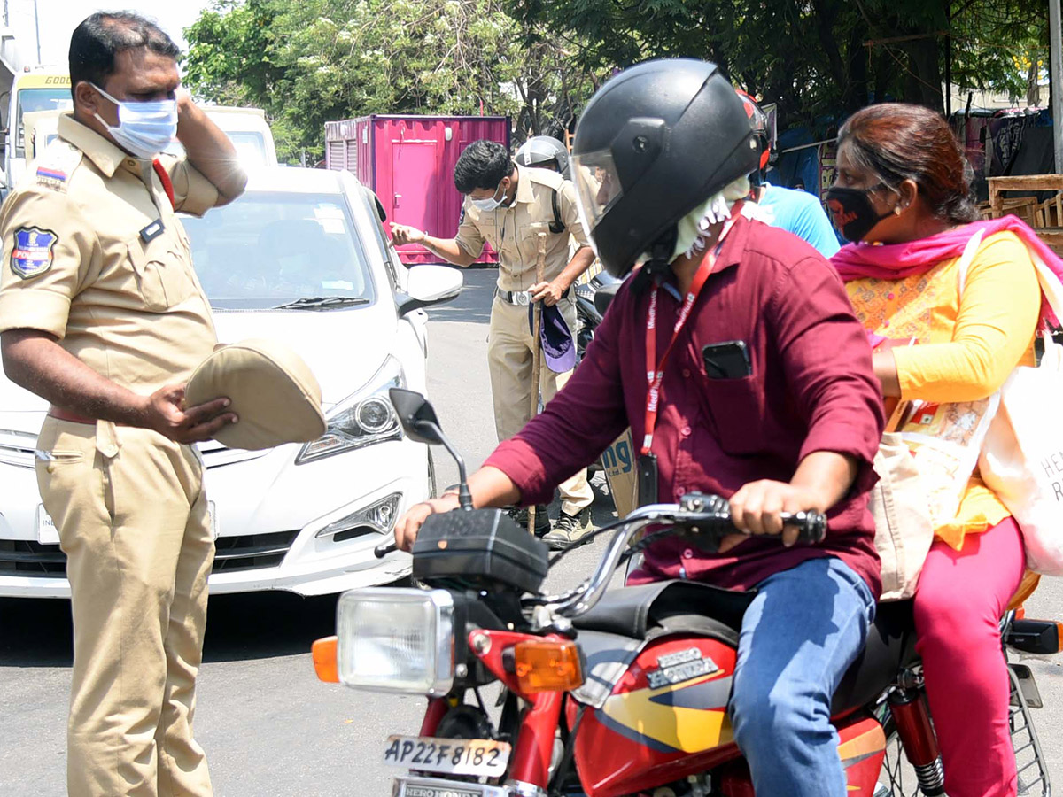 Lockdown in Hyderabad City Photo Gallery - Sakshi45