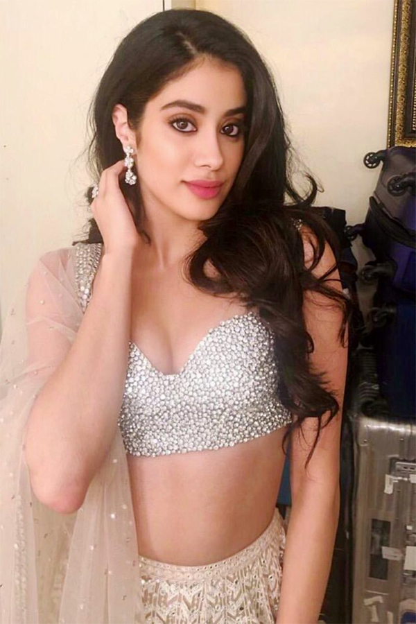 actress Janhvi Kapoor exclusive photo gallery - Sakshi13