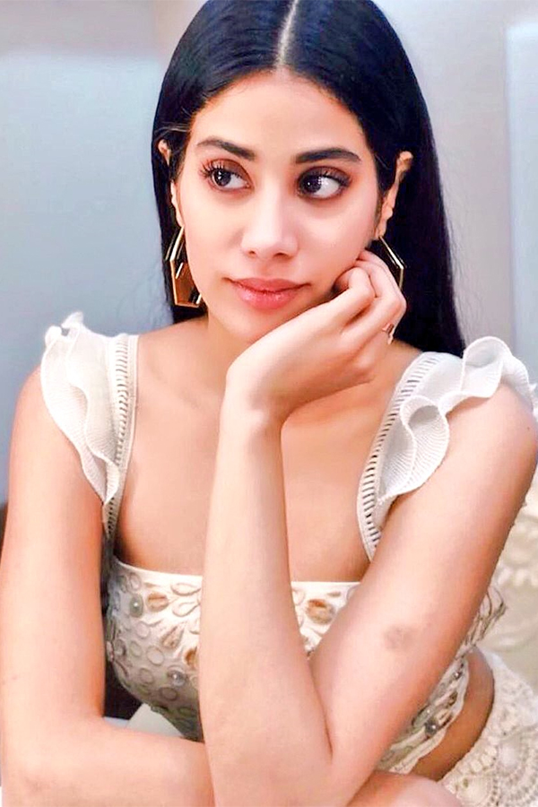 actress Janhvi Kapoor exclusive photo gallery - Sakshi85