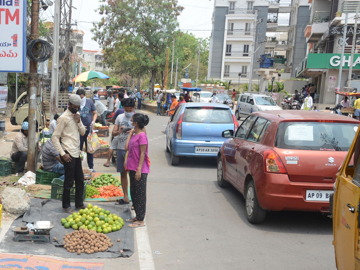 Lockdown in Hyderabad City Photo Gallery - Sakshi62