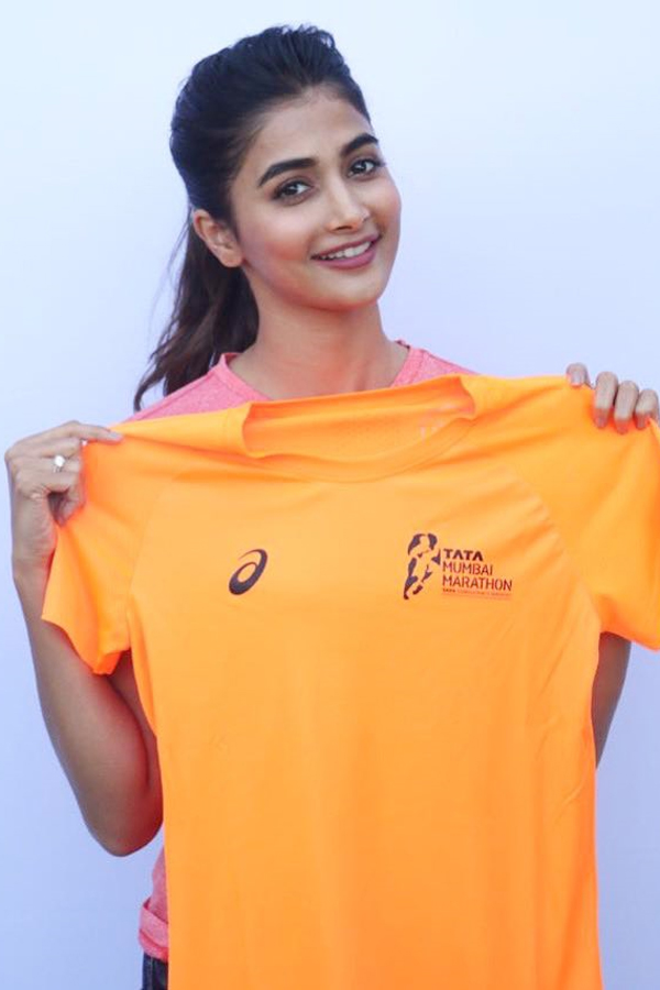 Actress Pooja Hegde Exclusive Photo Gallery - Sakshi38