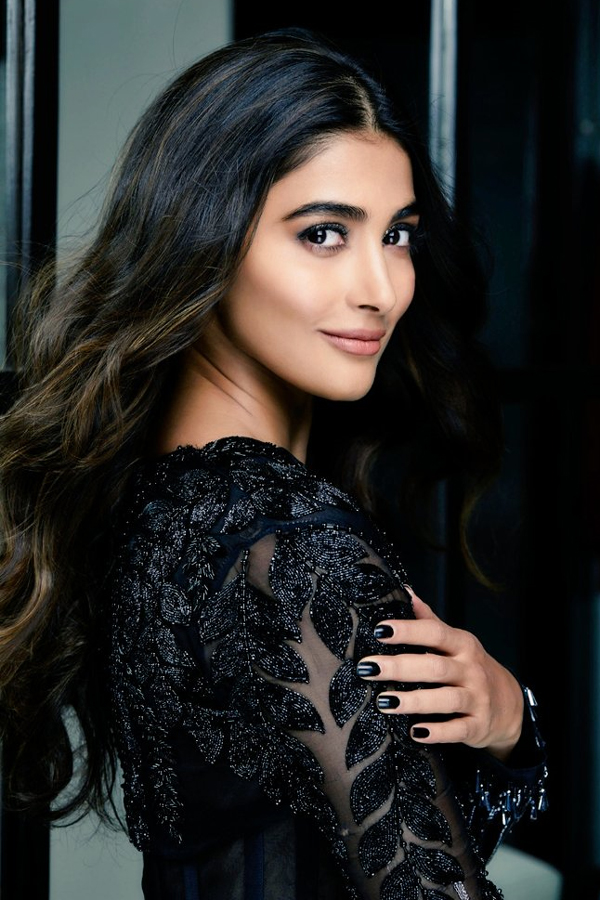 Actress Pooja Hegde Exclusive Photo Gallery - Sakshi39