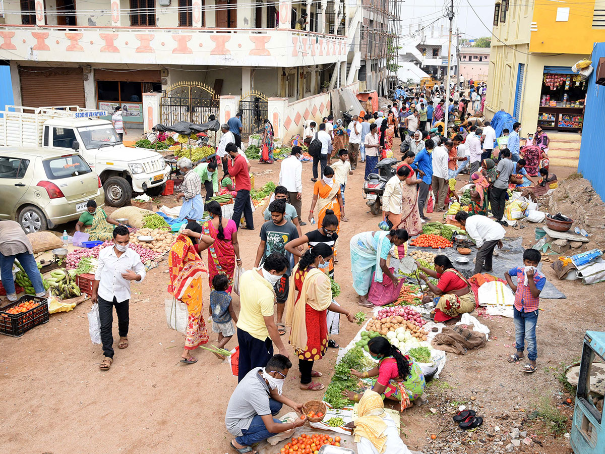 Lockdown in Hyderabad City Photo Gallery - Sakshi59