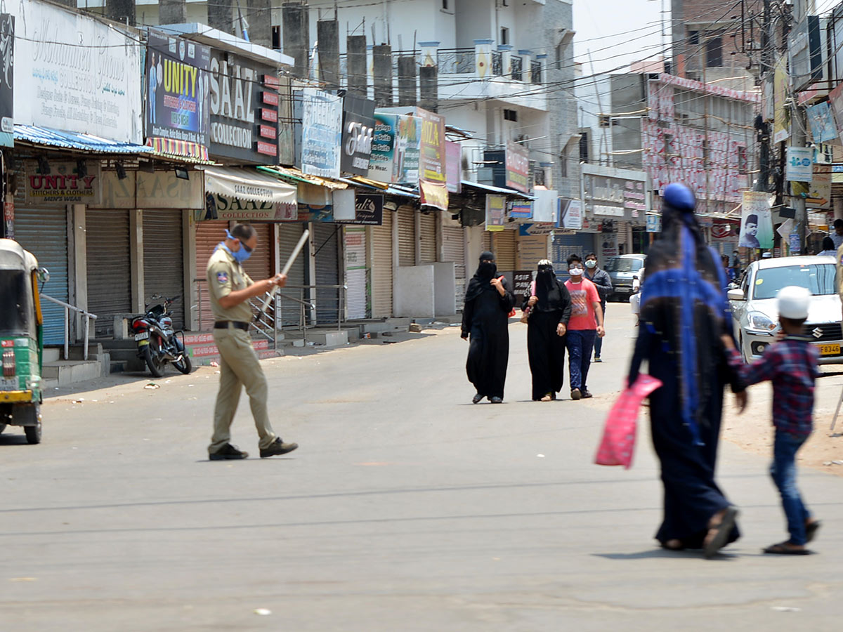 Lockdown in Hyderabad City Photo Gallery - Sakshi64