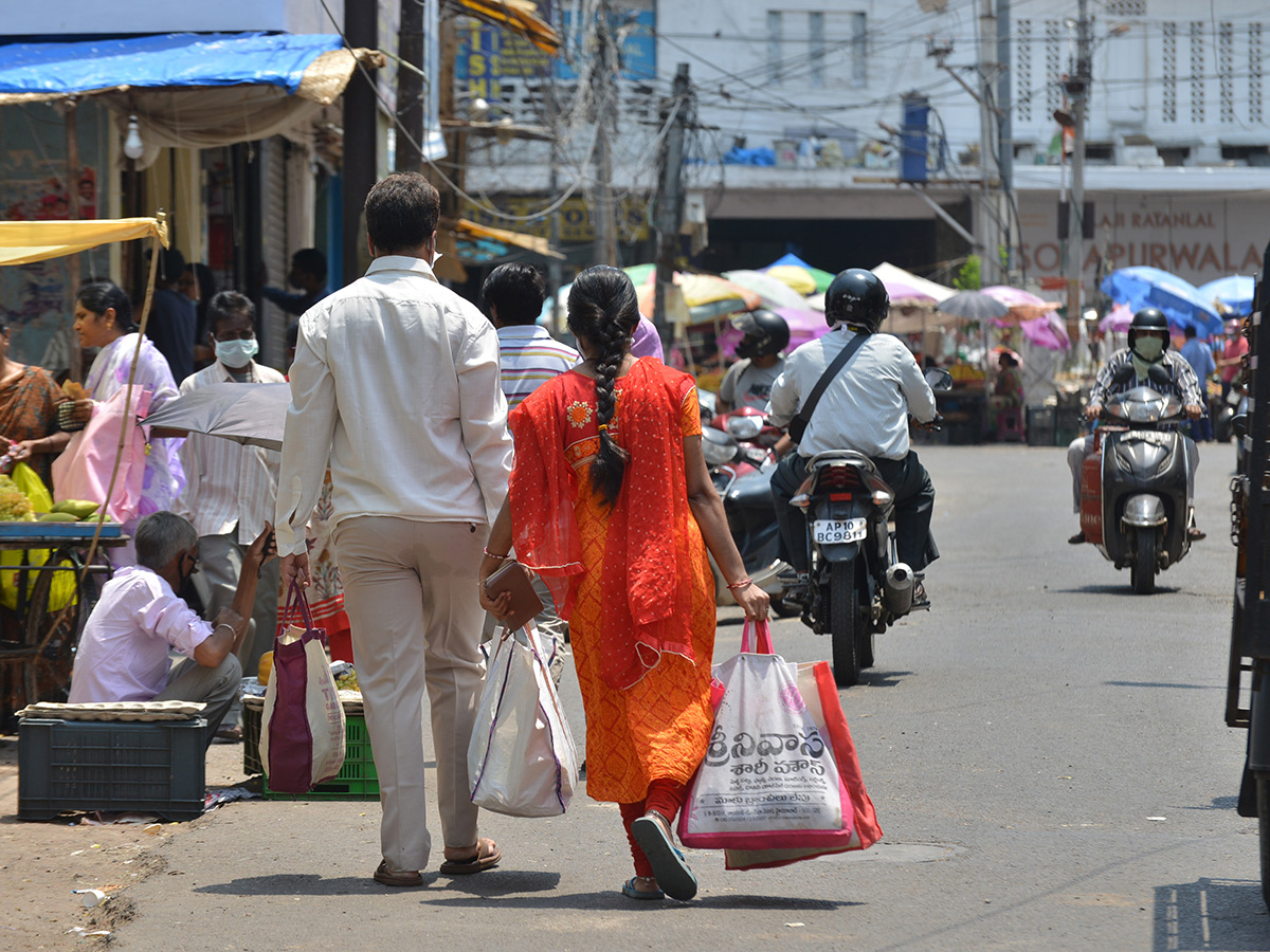 Lockdown in Hyderabad City Photo Gallery - Sakshi10