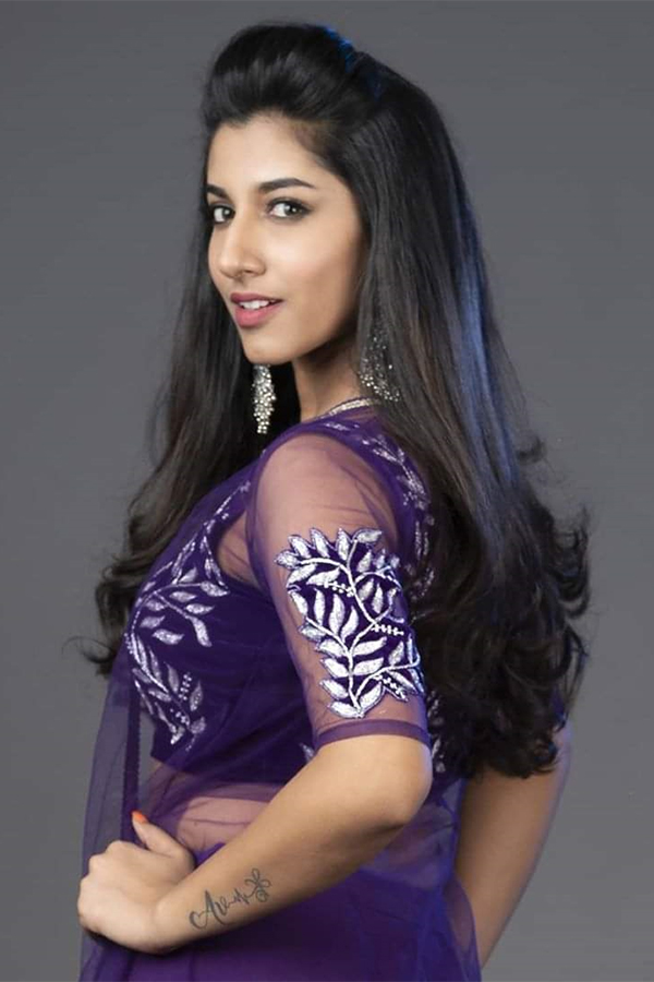 Anchor Vishnupriya Exclusive Photo Gallery - Sakshi13