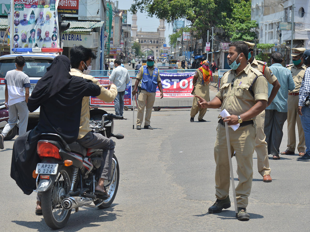 Lockdown in Hyderabad City Photo Gallery - Sakshi32