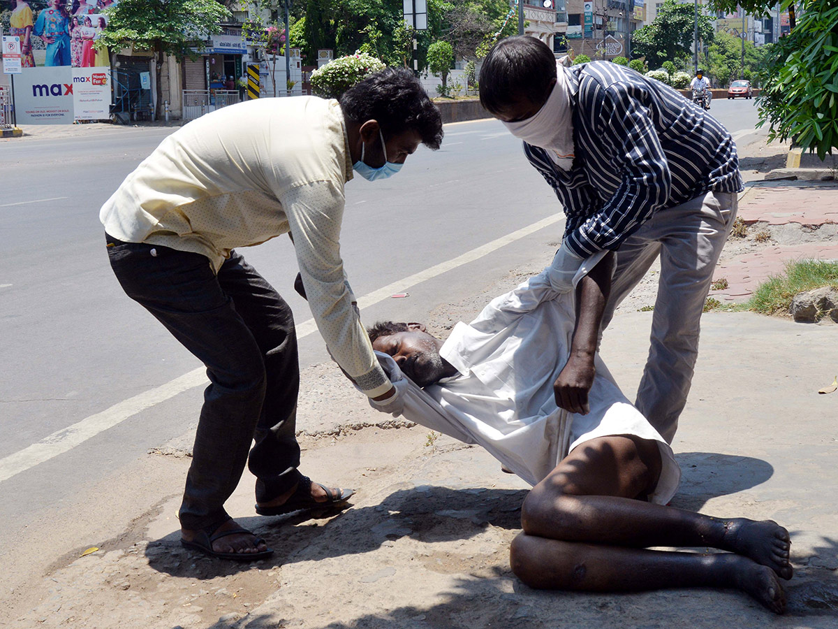 Lockdown in Hyderabad City Photo Gallery - Sakshi47