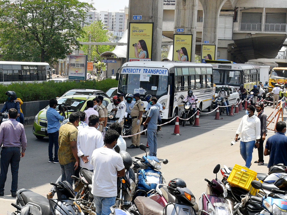 Lockdown in Hyderabad City Photo Gallery - Sakshi6