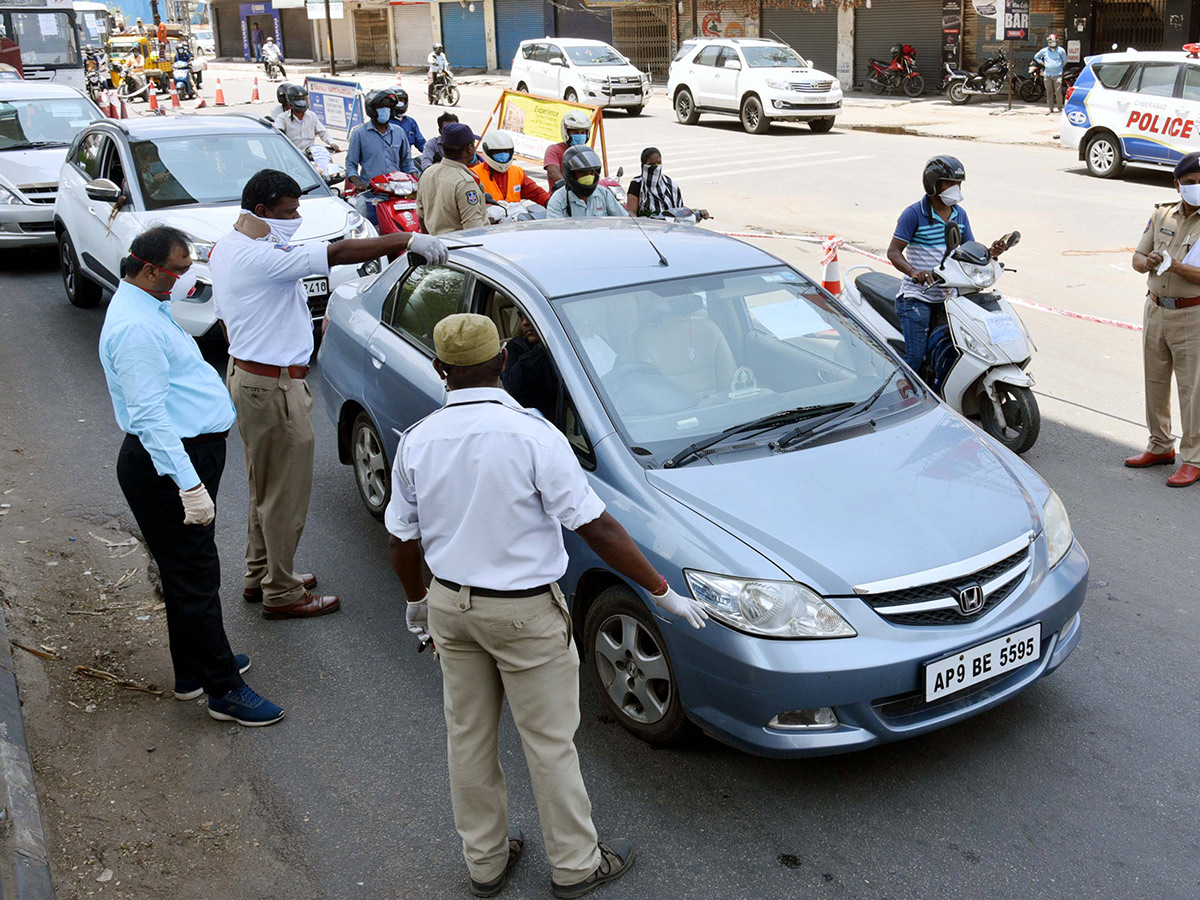 Lockdown in Hyderabad City Photo Gallery - Sakshi7