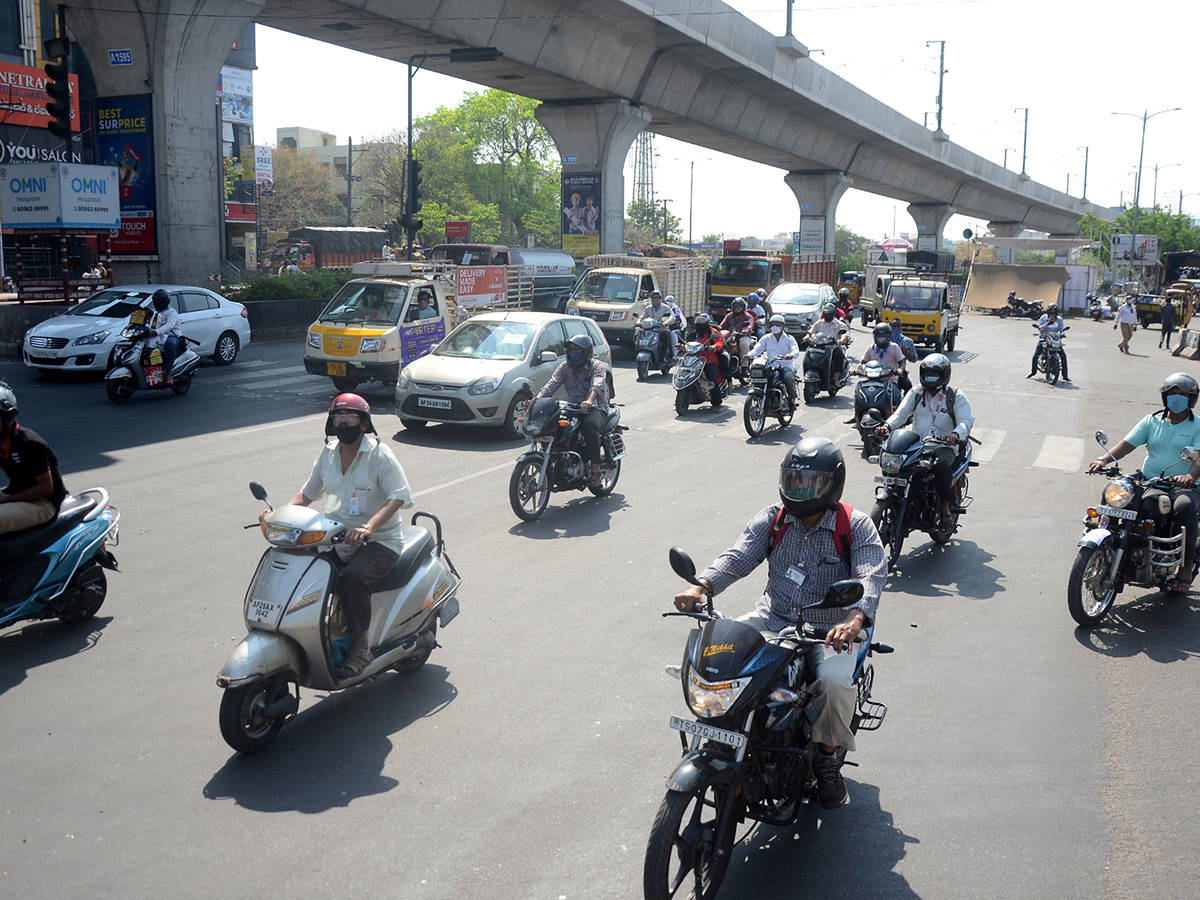 Lockdown in Hyderabad City Photo Gallery - Sakshi83