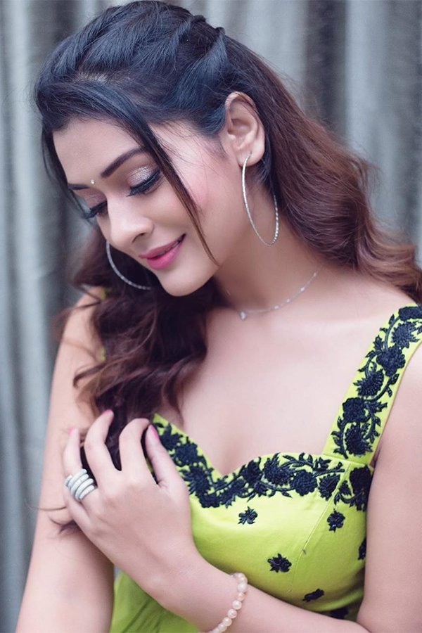 Actress Payal Rajput Exclusive Photo Gallery - Sakshi60