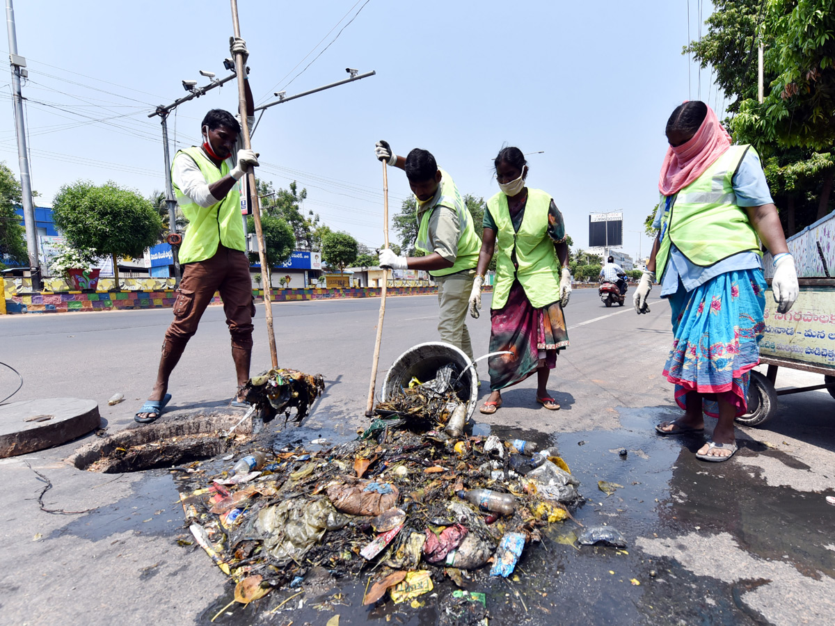 Lockdown in Andhra pradesh Photo Gallery - Sakshi5