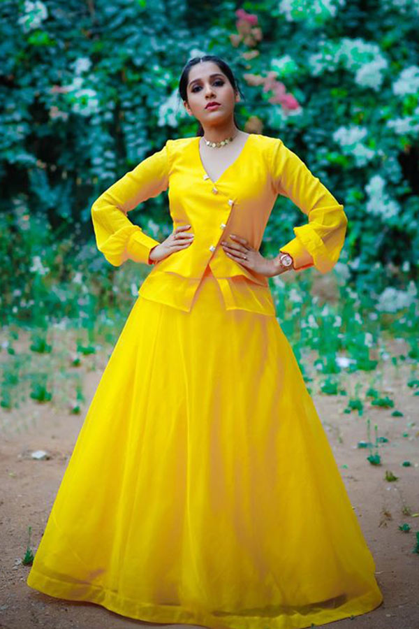 Anchor Rashmi Gautam Exclusive Photo Gallery - Sakshi31