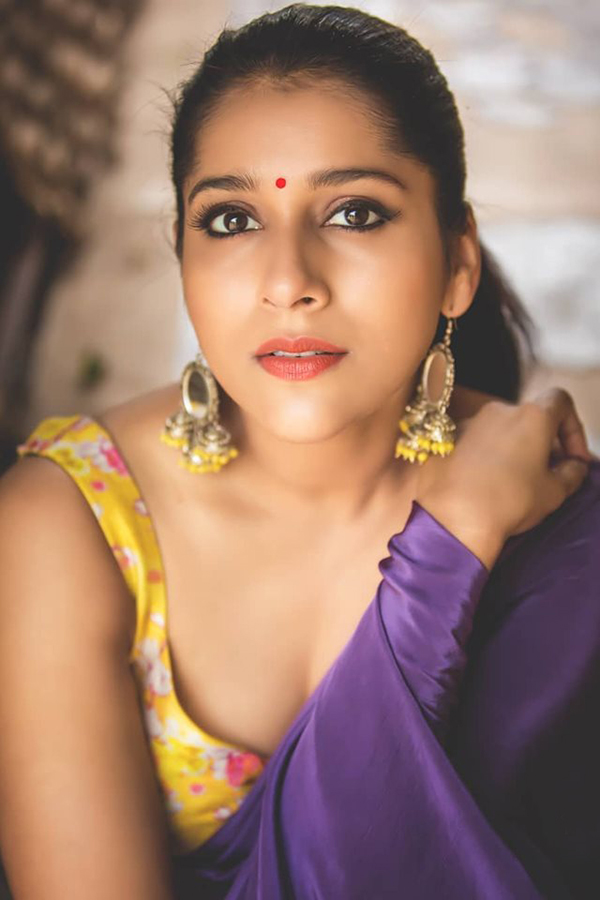 Anchor Rashmi Gautam Exclusive Photo Gallery - Sakshi48