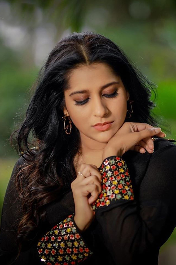 Anchor Rashmi Gautam Exclusive Photo Gallery - Sakshi54