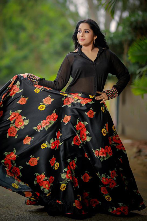 Anchor Rashmi Gautam Exclusive Photo Gallery - Sakshi55