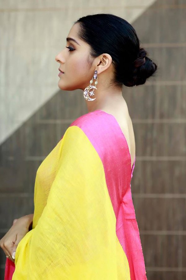 Anchor Rashmi Gautam Exclusive Photo Gallery - Sakshi57