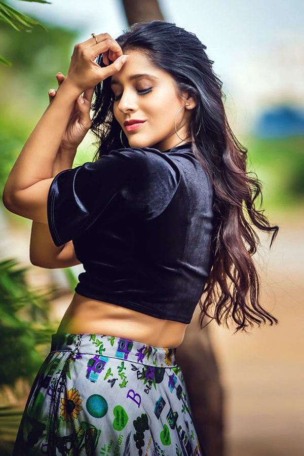 Anchor Rashmi Gautam Exclusive Photo Gallery - Sakshi64