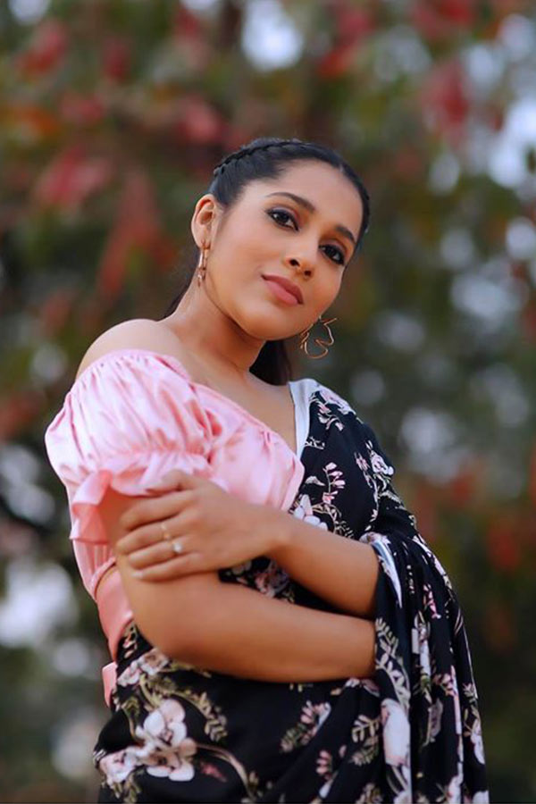 Anchor Rashmi Gautam Exclusive Photo Gallery - Sakshi9