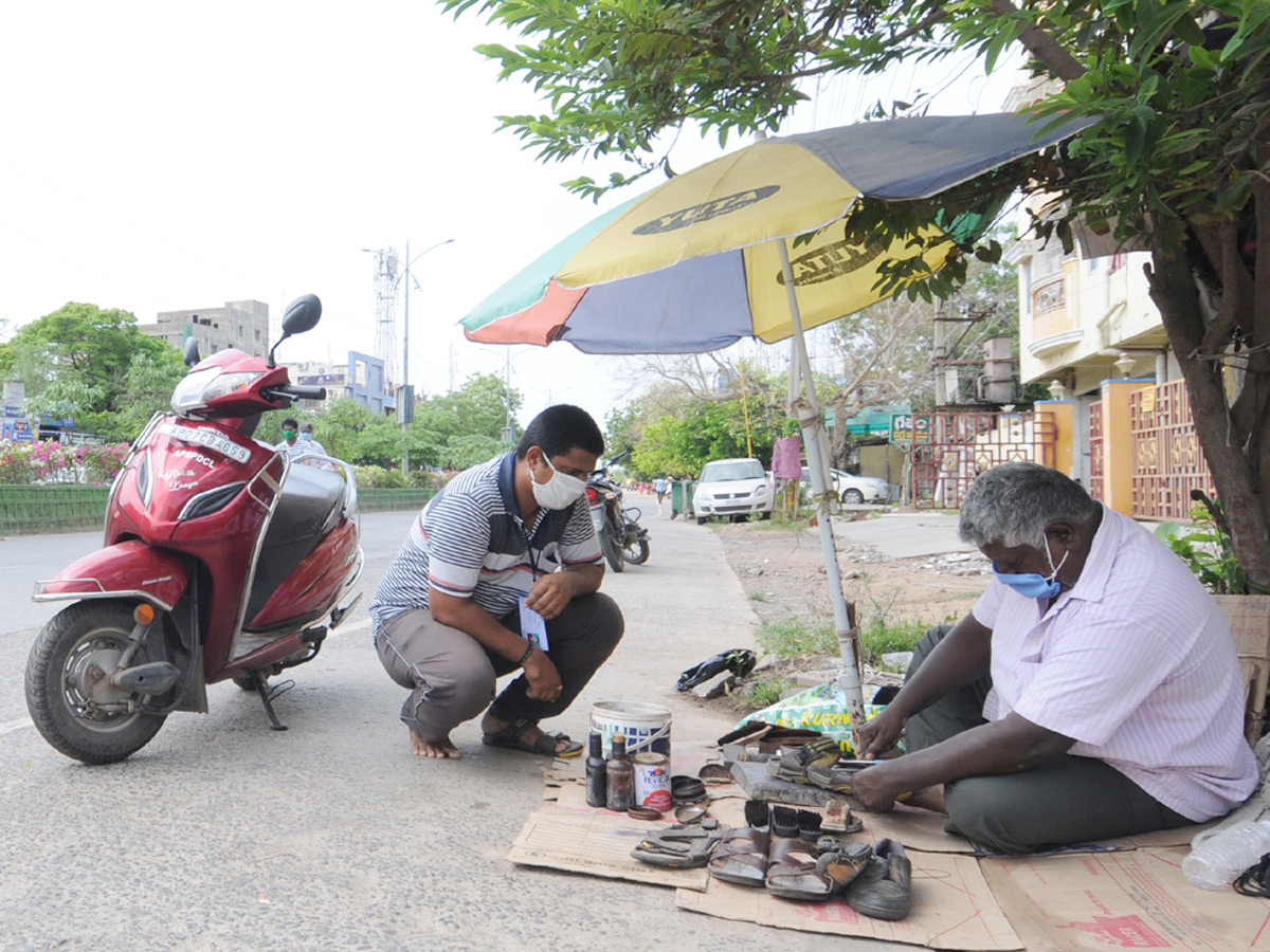 Lockdown in Andhra pradesh Photo Gallery - Sakshi25