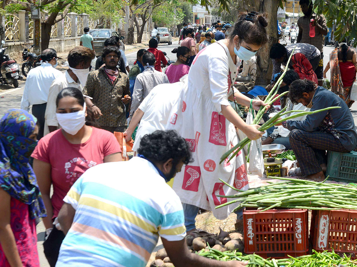 Lockdown in Hyderabad City Photo Gallery - Sakshi21