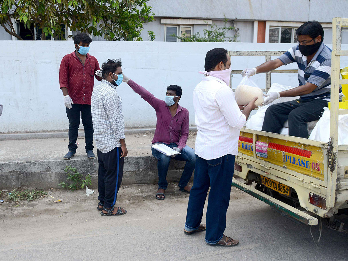 Lockdown in Hyderabad City Photo Gallery - Sakshi41