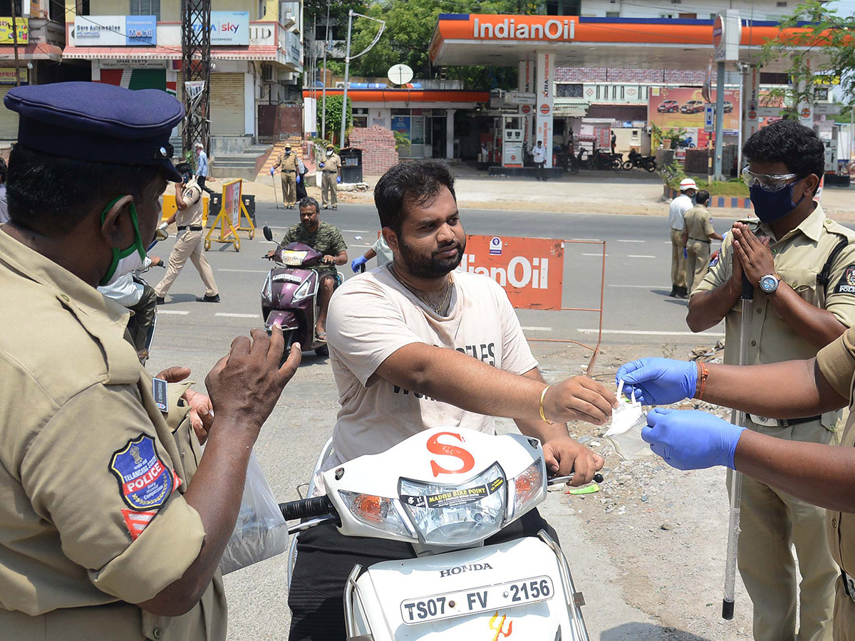 Lockdown in Hyderabad City Photo Gallery - Sakshi55