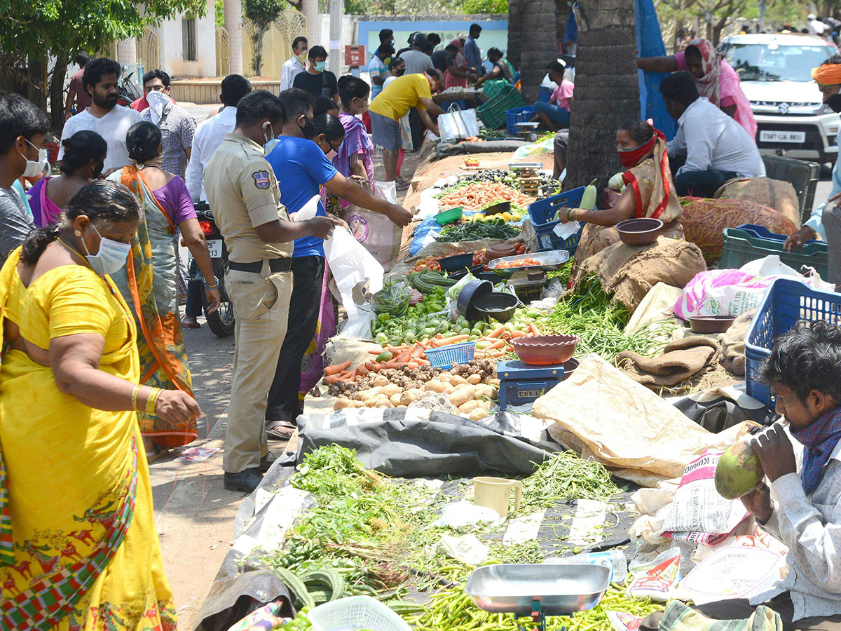 Lockdown in Hyderabad City Photo Gallery - Sakshi64