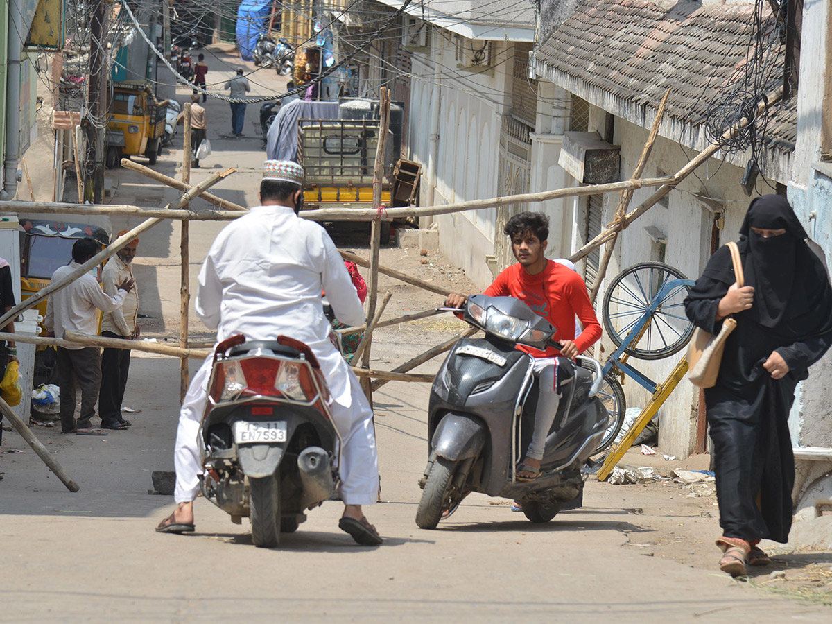 Lockdown in Hyderabad City Photo Gallery - Sakshi9