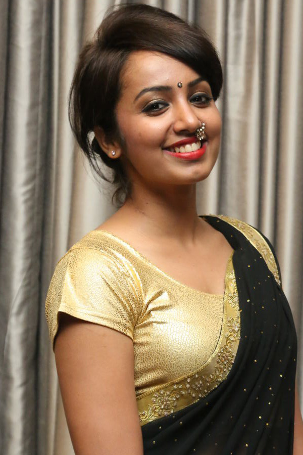 actress tejaswini madivada exclusive photo gallery - Sakshi3