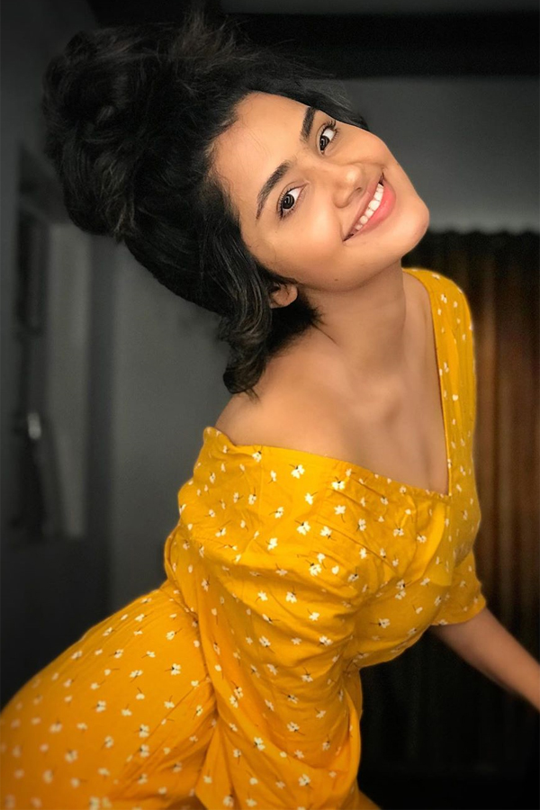 Actress Anupama Parameswaran Exclusive Photo Gallery - Sakshi11