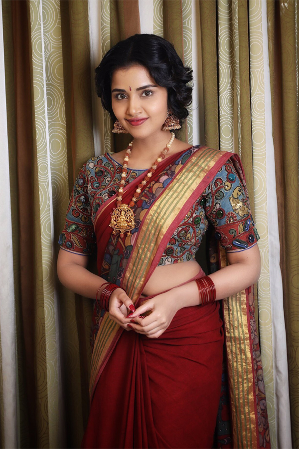 Actress Anupama Parameswaran Exclusive Photo Gallery - Sakshi21