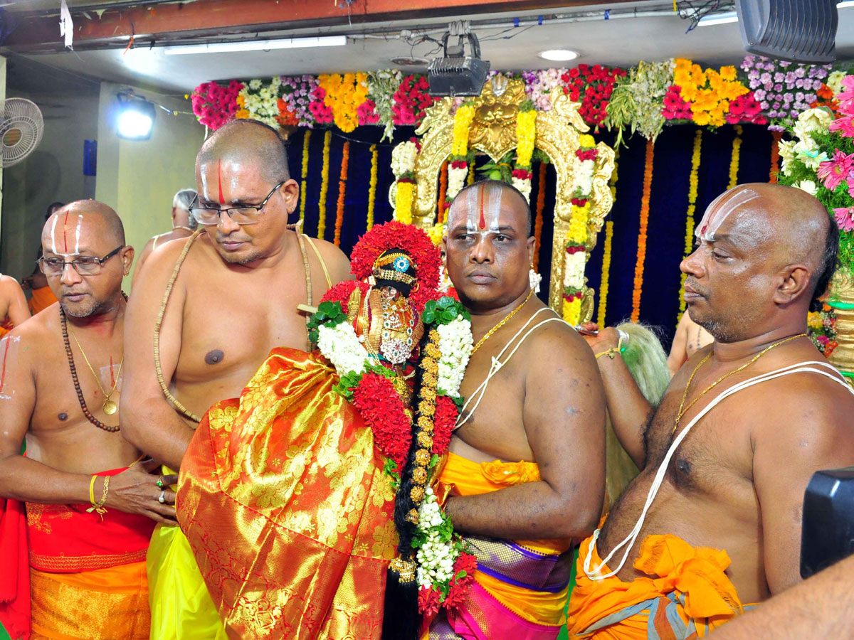 Sri Rama Navami Celebrations in Bhadrachalam Photo Gallery - Sakshi21