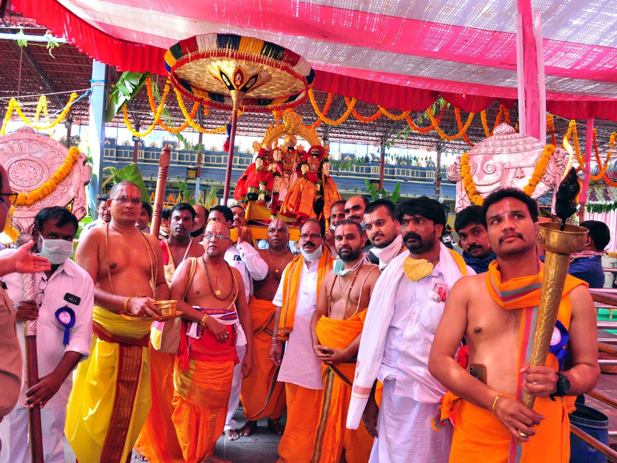 Sri Rama Navami Celebrations in Bhadrachalam Photo Gallery - Sakshi31