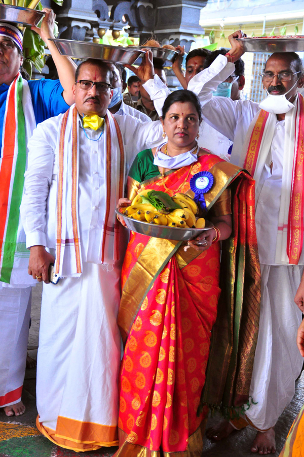 Sri Rama Navami Celebrations in Bhadrachalam Photo Gallery - Sakshi46