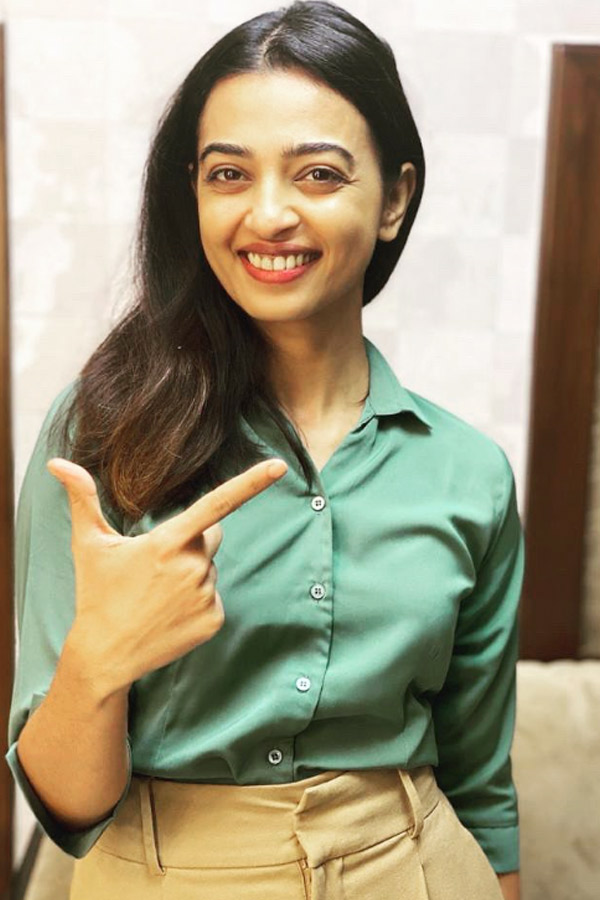 Actress Radhika Apte Exclusive Photo Gallery - Sakshi2