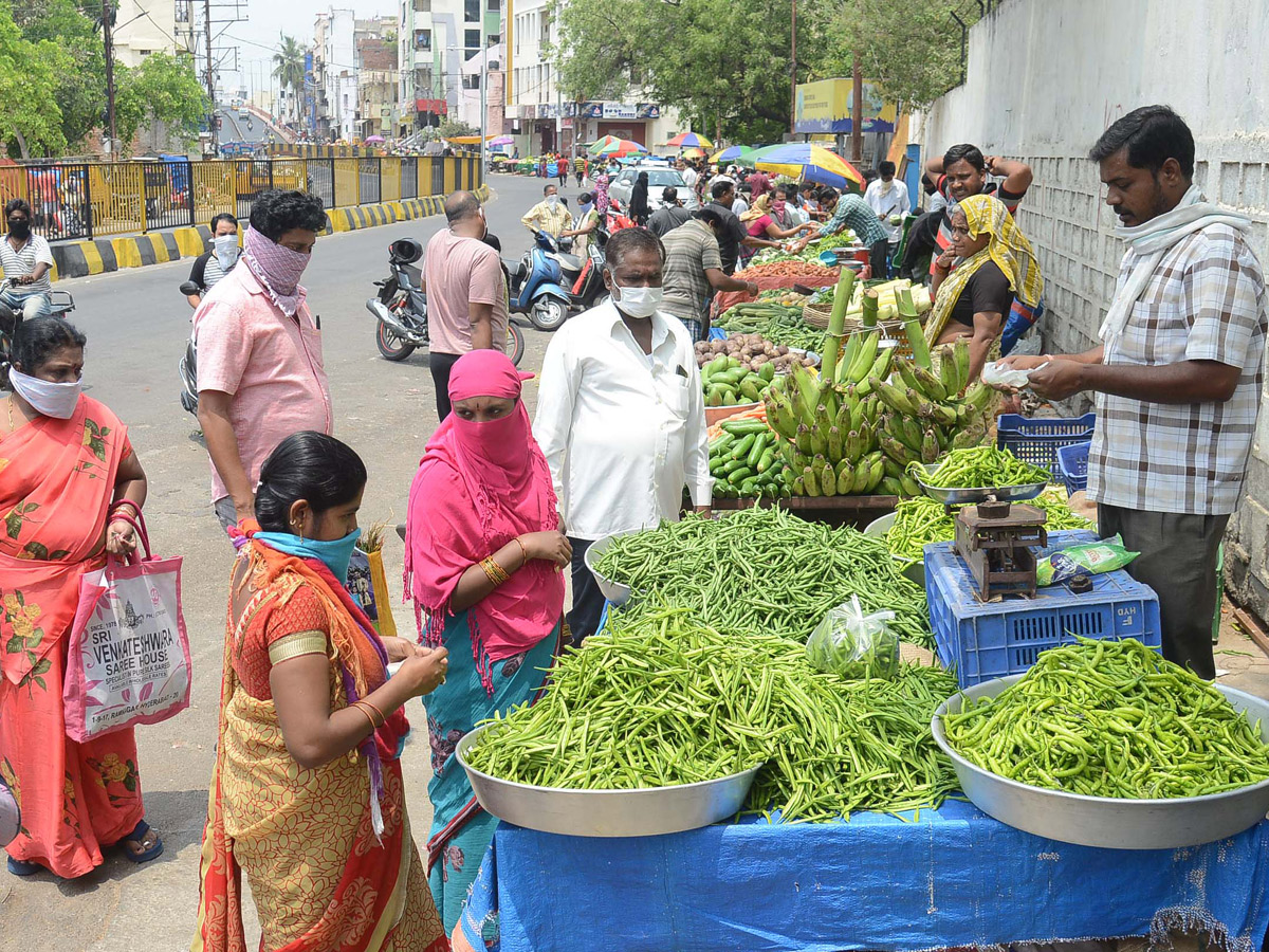 Lockdown in Hyderabad City Photo Gallery - Sakshi37