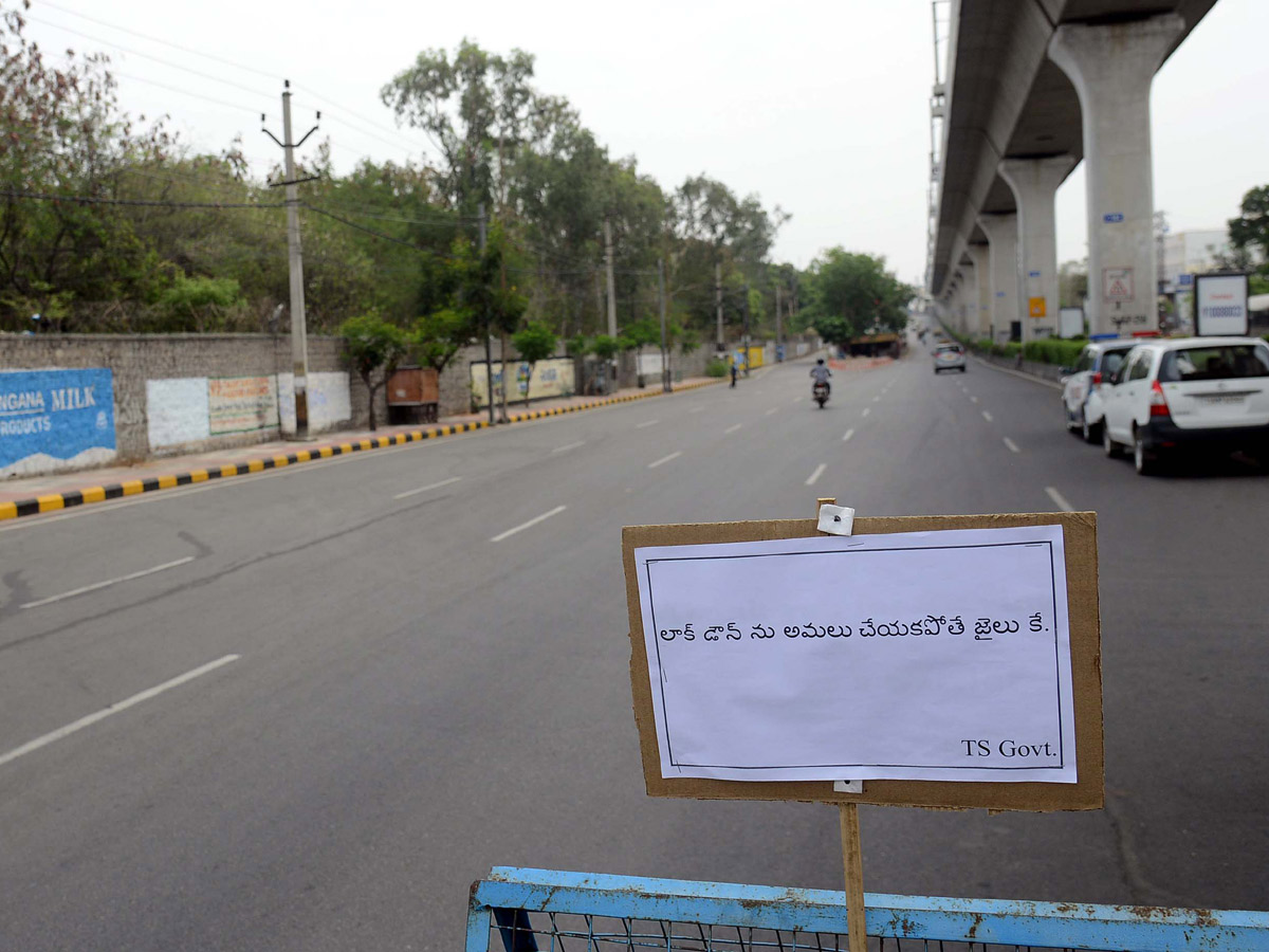 Lockdown in Hyderabad City Photo Gallery - Sakshi41