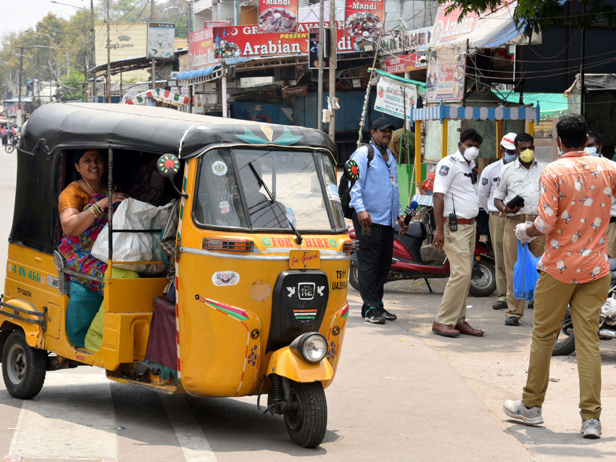 Lockdown in Hyderabad City Photo Gallery - Sakshi50