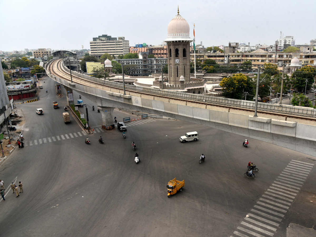 Lockdown in Hyderabad City Photo Gallery - Sakshi9