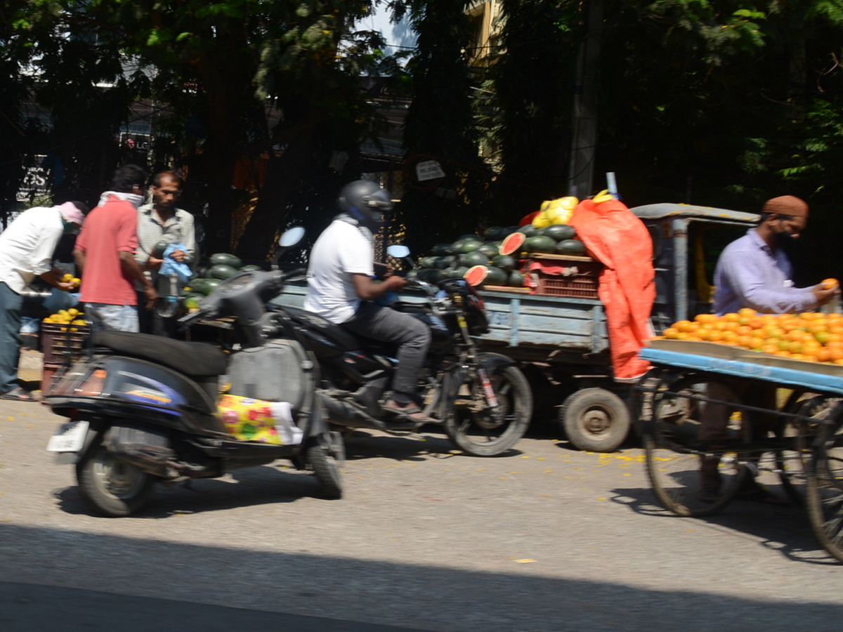 Lockdown in Hyderabad City Photo Gallery - Sakshi4