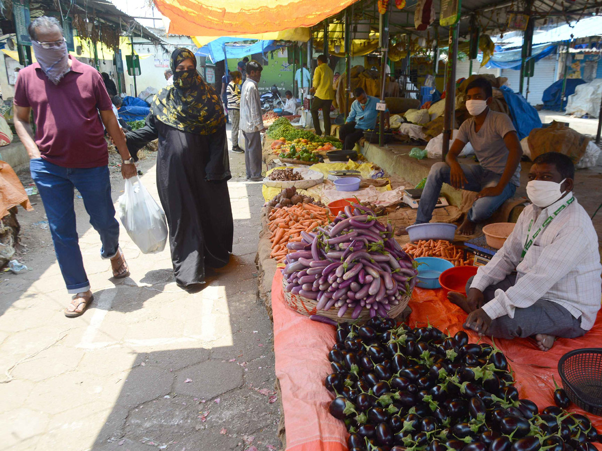 Lockdown in Hyderabad City Photo Gallery - Sakshi41