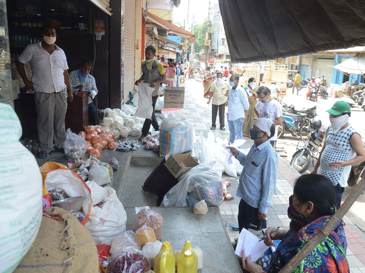 Lockdown in Hyderabad City Photo Gallery - Sakshi35