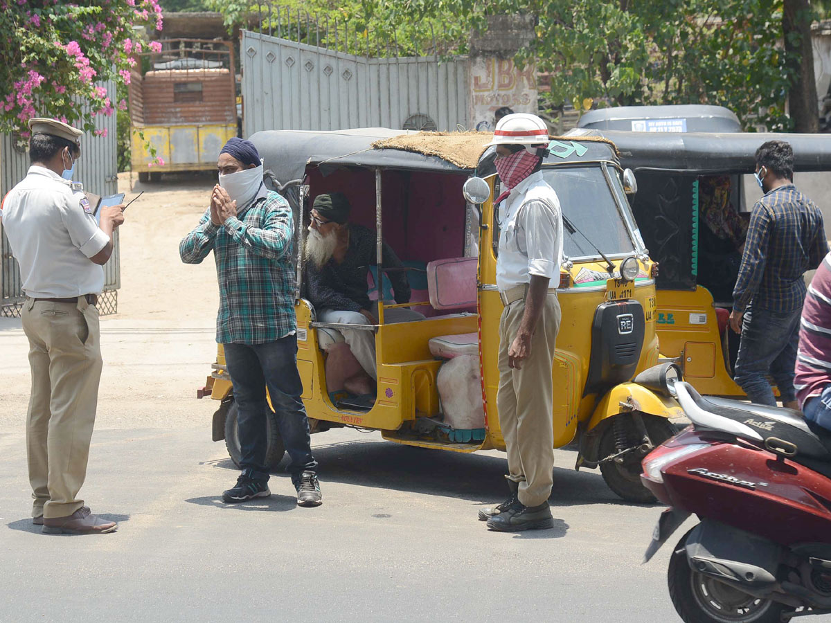 Lockdown in Hyderabad City Photo Gallery - Sakshi44