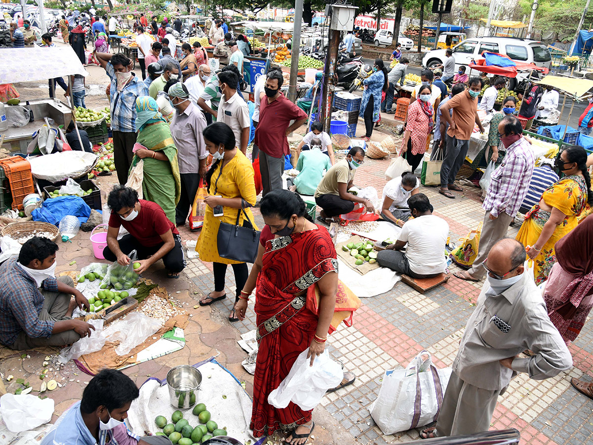 Lockdown in Hyderabad City Photo Gallery - Sakshi22