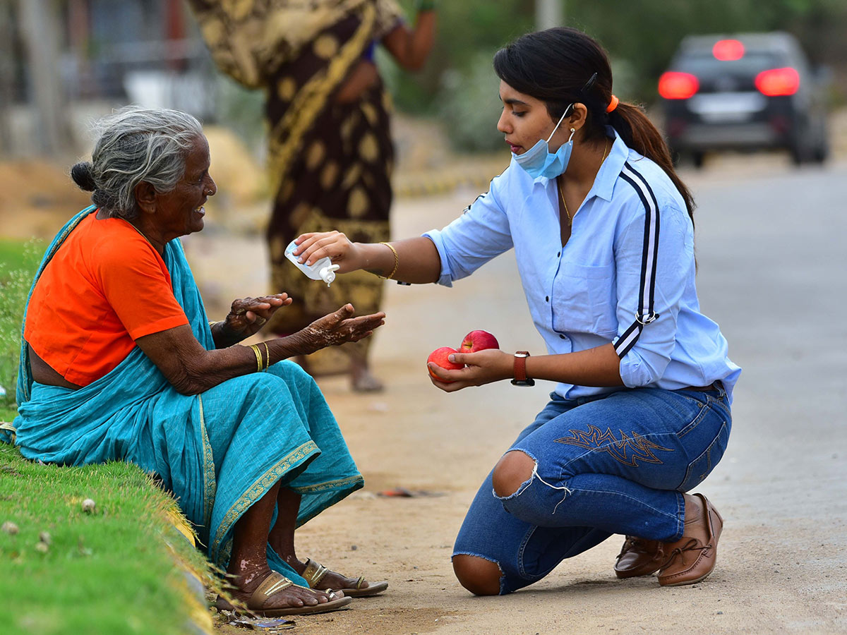 Lockdown in Hyderabad City Photo Gallery - Sakshi3