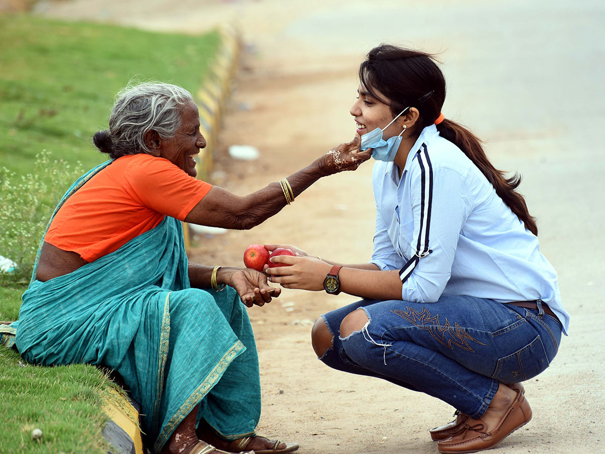 Lockdown in Hyderabad City Photo Gallery - Sakshi1