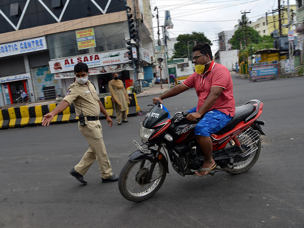 Lockdown in Hyderabad City Photo Gallery - Sakshi8